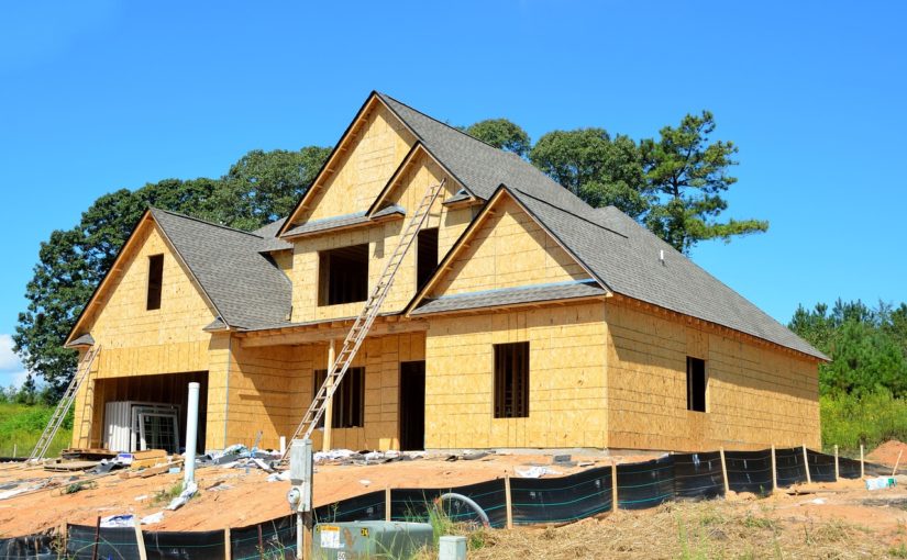 Zgodnie z aktualnymi nakazami nowo budowane domy muszą być oszczędnościowe.